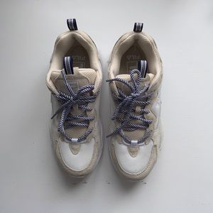 FILA Tracer Ray Chunky Sneaker